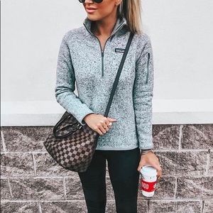 Light grey Patagonia half zip